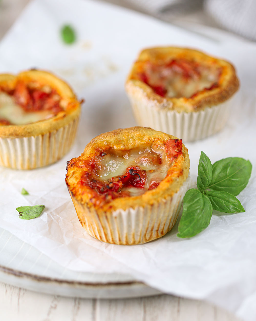 Pizza-Muffins ohne Kohlenhydrate