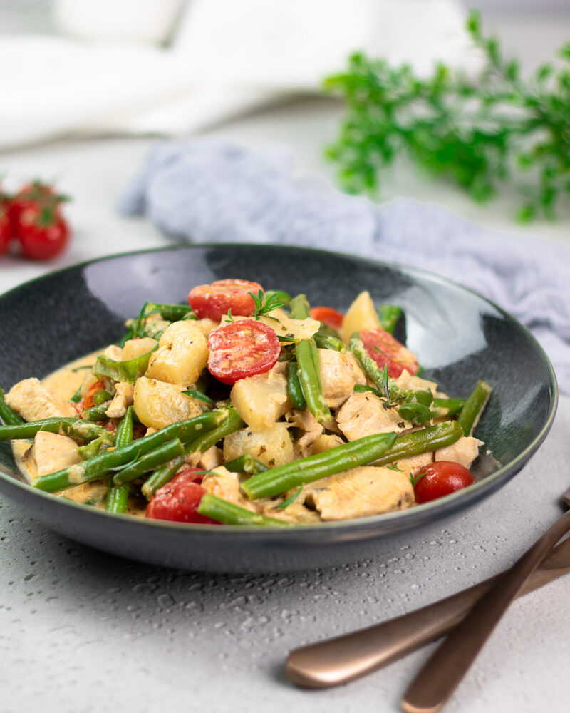 Leckeres Kohlrabi-Ragout mit Tomaten und grünen Bohnen