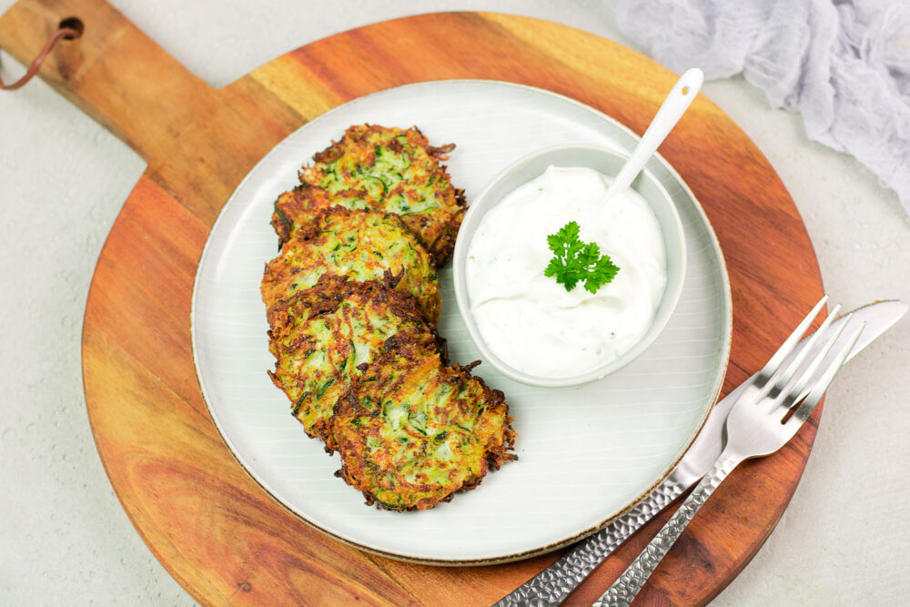 Die Zucchini-Puffer sind gesund, Low Carb und glutenfrei.