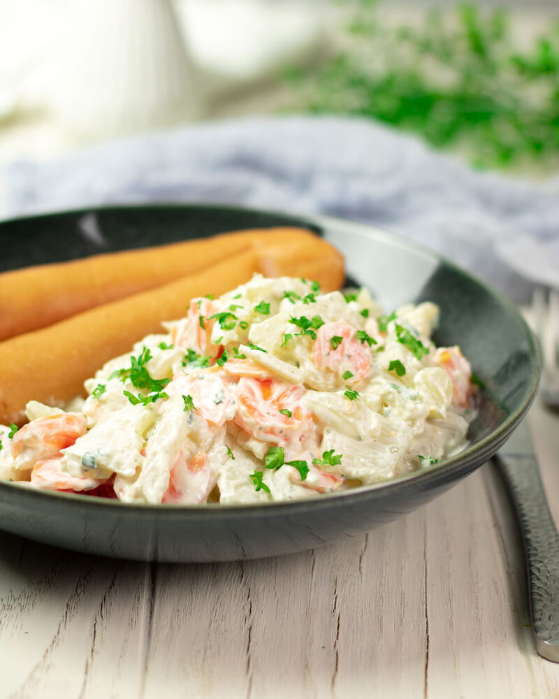 Kohlrabi-Karotten-Salat mit Mayo-Joghurt-Soße | Low Carb und Glutenfrei