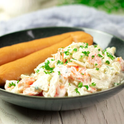 Der Kohlrabi-Karotten-Salat ist lecker und eine Alternative zum Grillen!