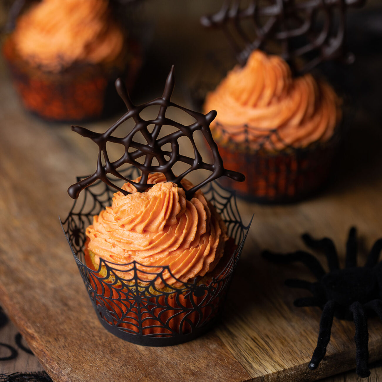 Low Carb Kürbis-Cupcakes – Perfekt für Halloween