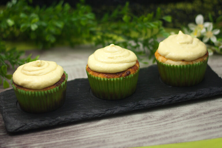 Mango-Kokos-Cupcakes