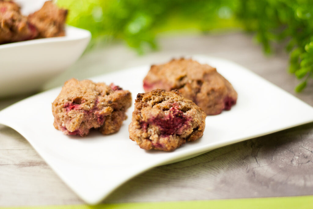 Low Carb Shortcake-Cookies mit Erdbeeren