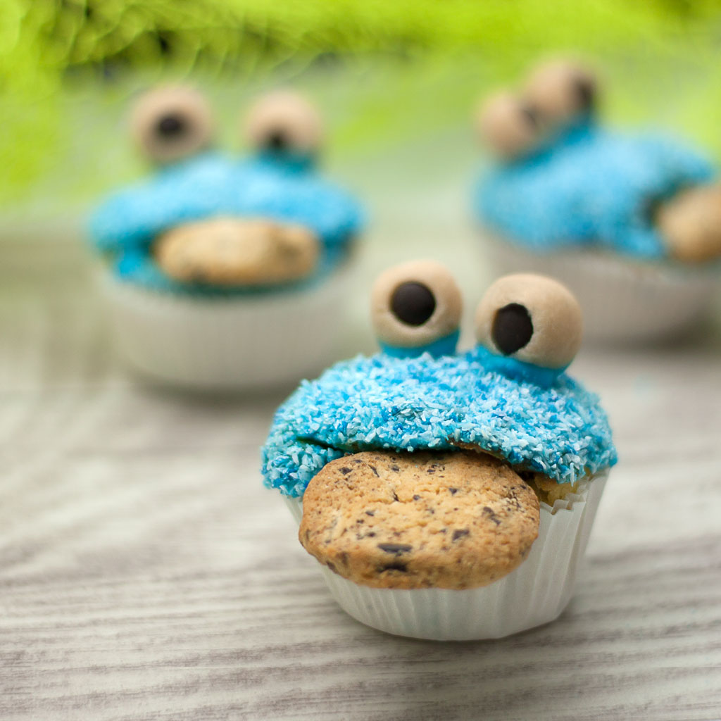 Die Krümelmonster-Muffins sind Low Carb, glutenfrei und so ein gesunder Snack für den Kindergeburtstag!