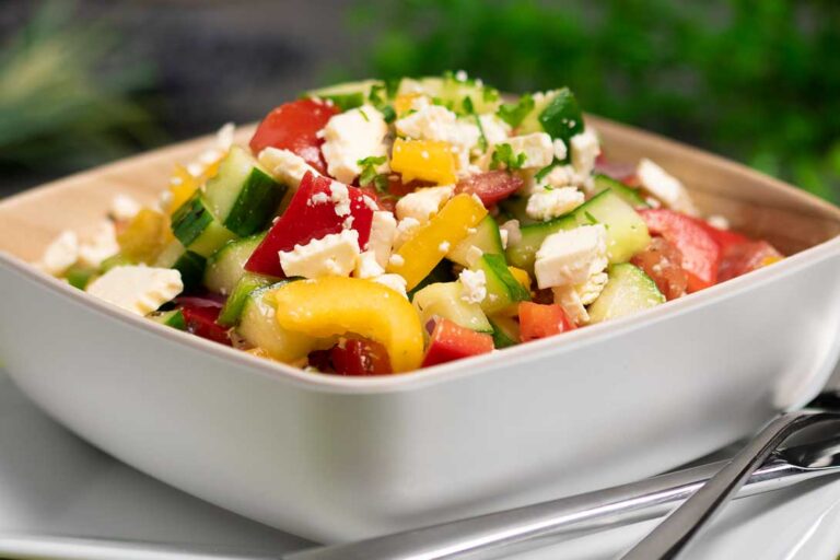 Low Carb Schopska-Salat