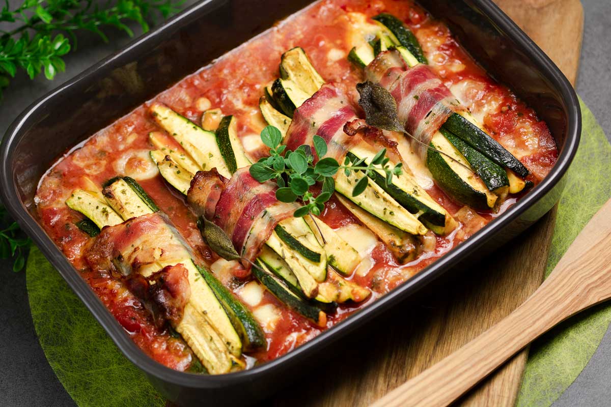 Zucchini-Päckchen in Tomatensoße | Schwarzgrueneszebra.de