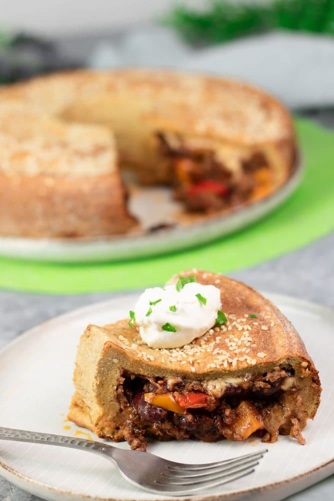 Chili-Cheese-Meat-Pie