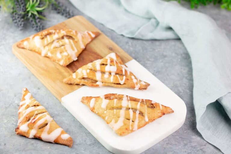 Die Apfel-Taschen sind Low Carb, glutenfrei und super lecker. Sie passen perfekt zum Herbst.