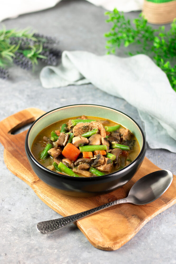 Das Pilzgulasch ist Low Carb, glutenfrei und super lecker!