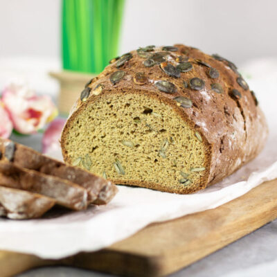 Das Kürbiskernbrot ist ein leckeres Low Carb Brot ohne Kohlenhydrate