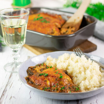 Der Kabeljau-Tomaten-Auflauf schmeckt lecker und ist einfach selbst gekocht.