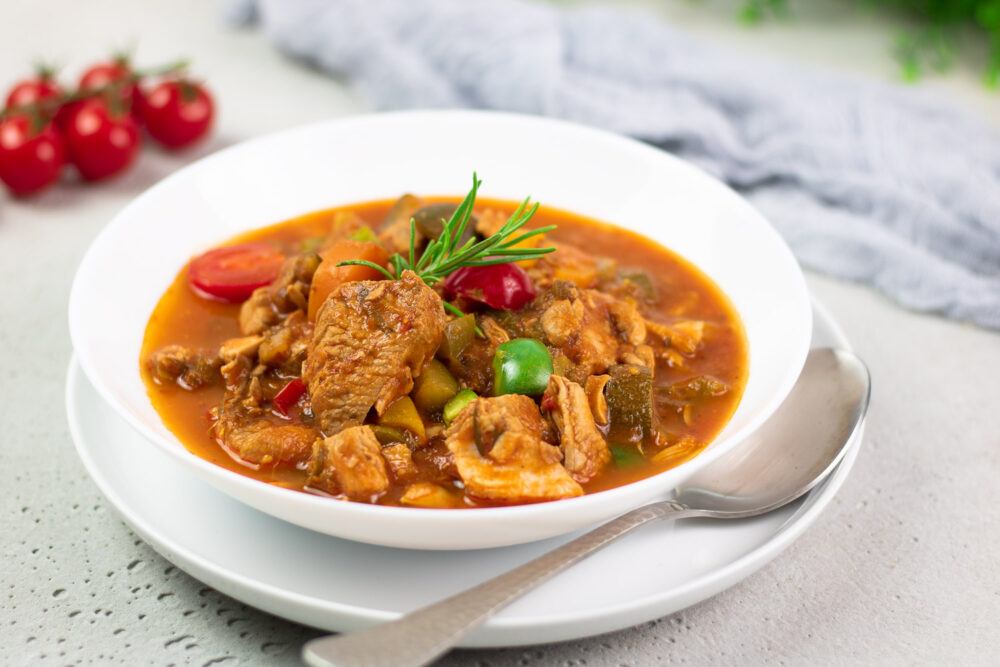 Mediterranes Putengulasch – Gesund und mega lecker!