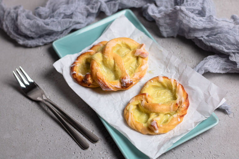Leckere Low Carb Puddingbrezel