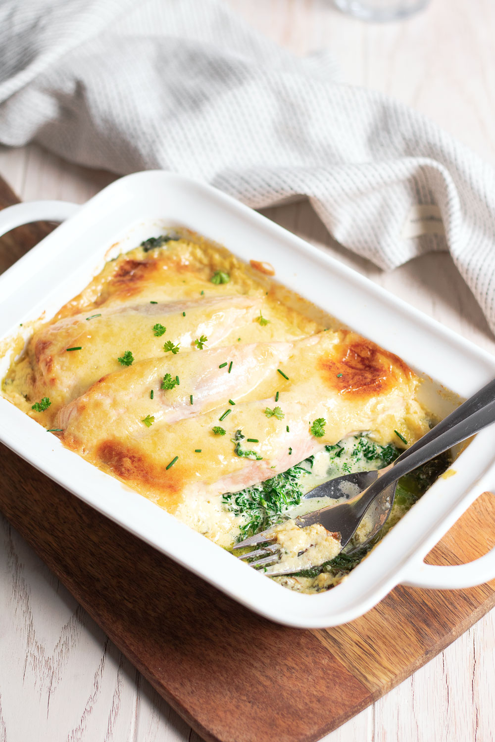 Fix gekocht: Lachs auf Spinat mit gratinierter Hollandaise