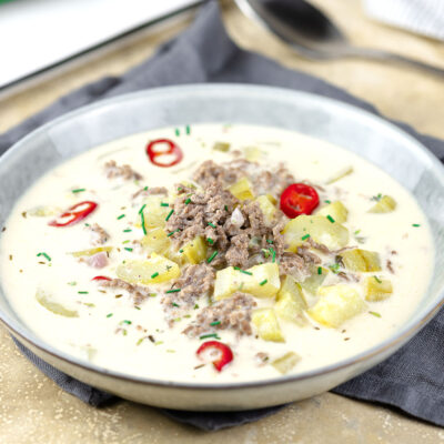 Super leckere Hackfleisch-Gurken-Suppe