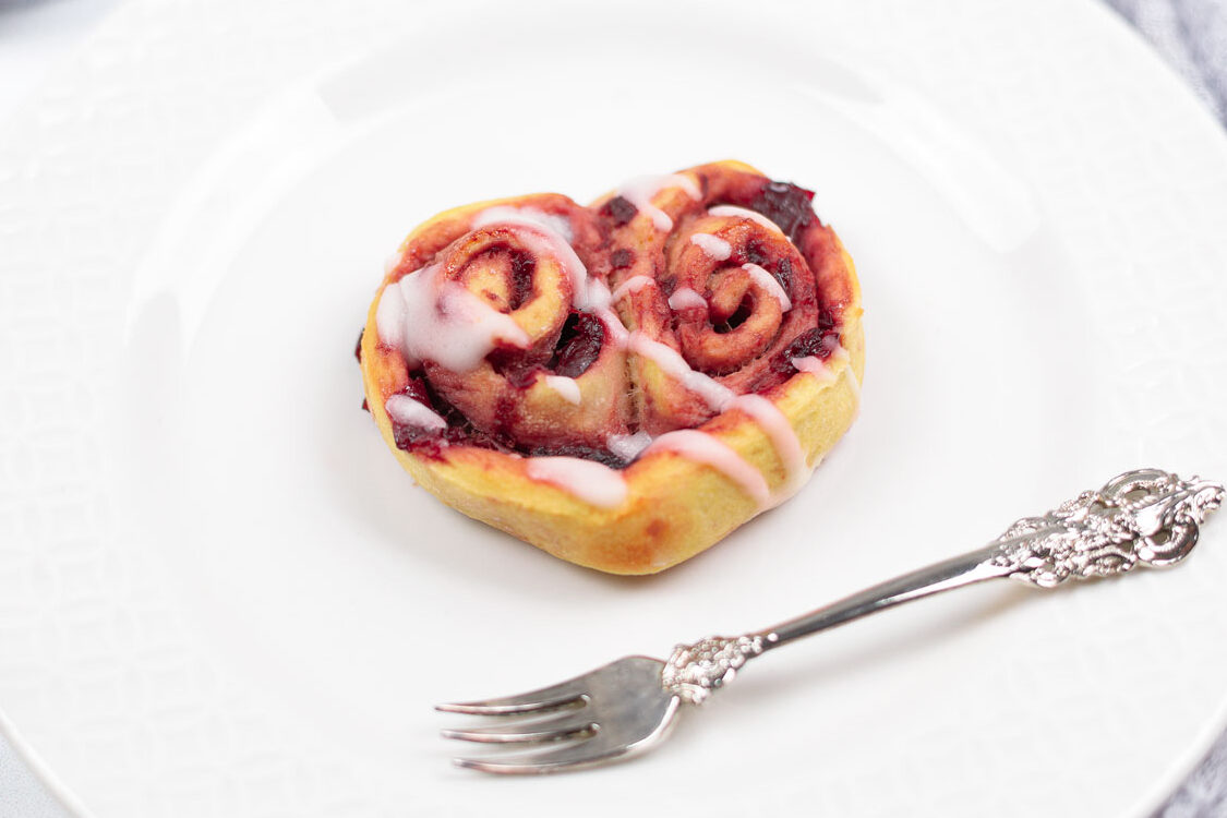 Hefeteig-Herzen - Perfekt für Valentinstag