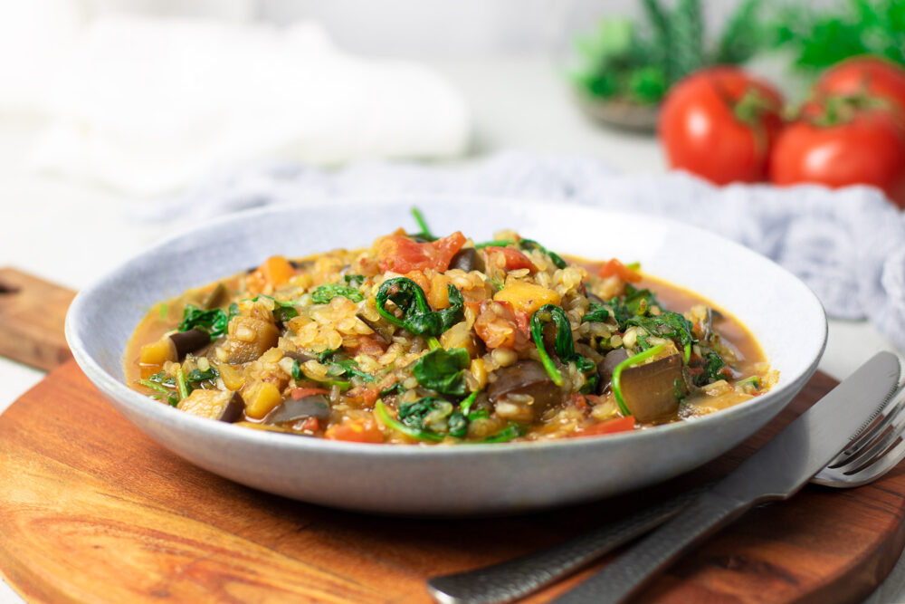 Vegetarische Low Carb Mittagsgerichte: Auberginen-Reis-Pfanne