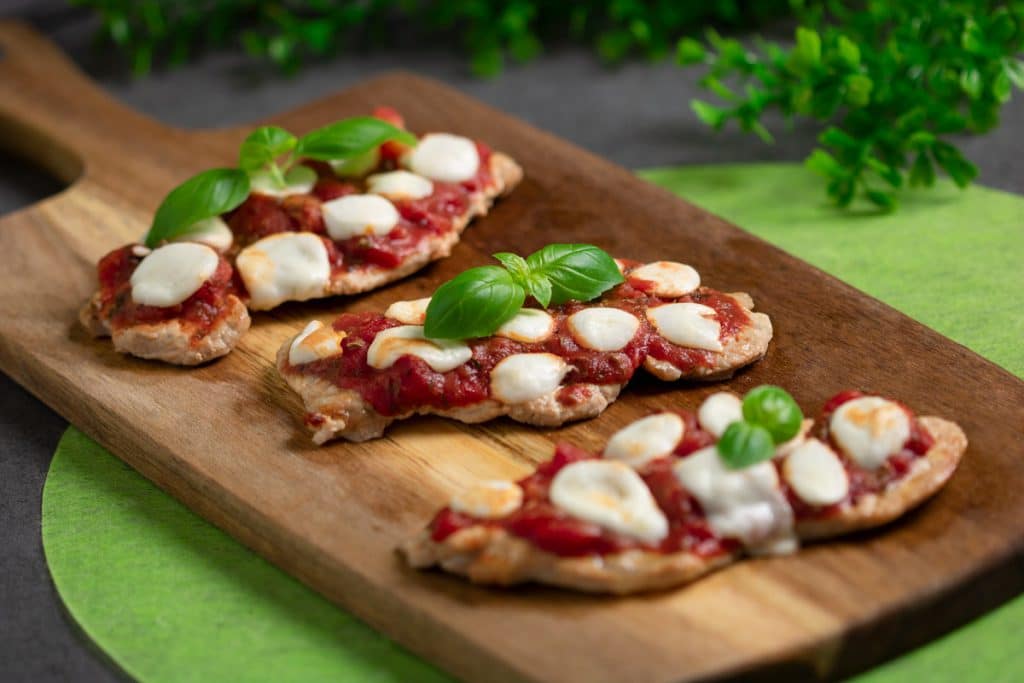 Low Carb Mittagessen für die ganze Familie Schnitzel-Pizza