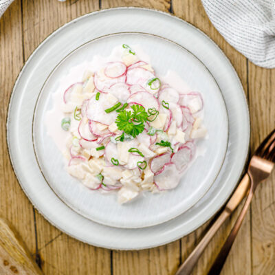 Radieschen-Käse-Salat perfektes Mittagessen ohne Kochen