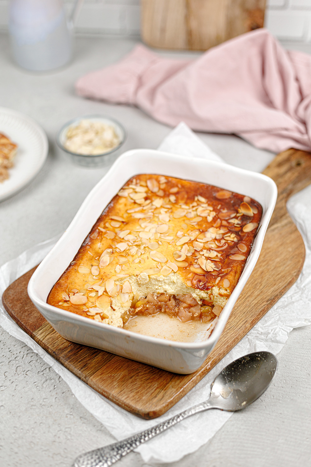 Süßer Low Carb Apfel-Quark-Auflauf ohne Zucker &amp; ohne Mehl