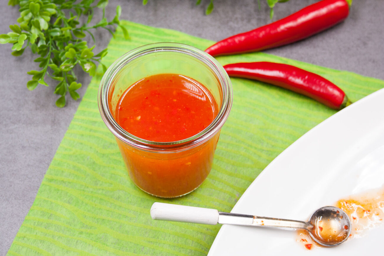Leckere Low Carb Sweet-Chili-Sauce die dein Fondoue & Raclette unvergesslich machen