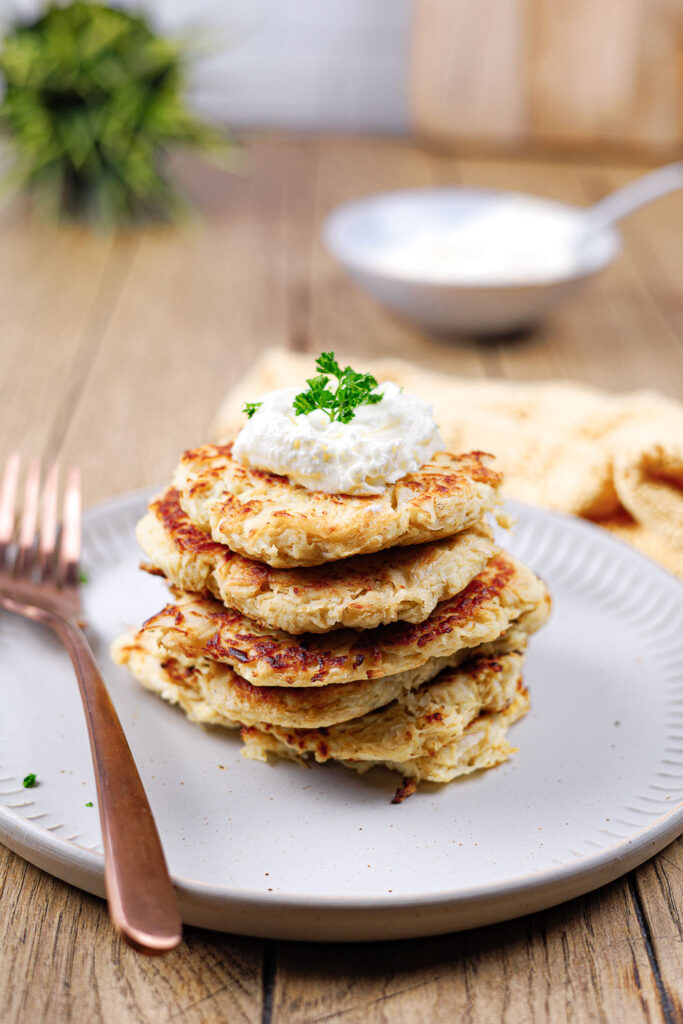 Sauerkrautpuffer mit Frischkäse