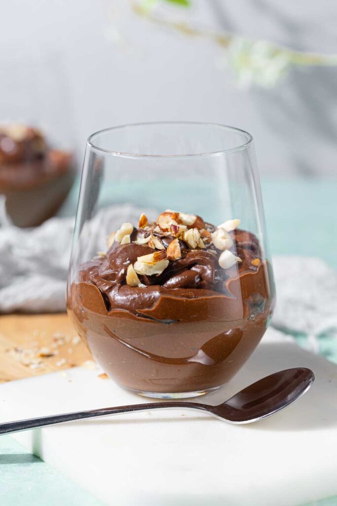 Keto Schoko-Avocado-Pudding