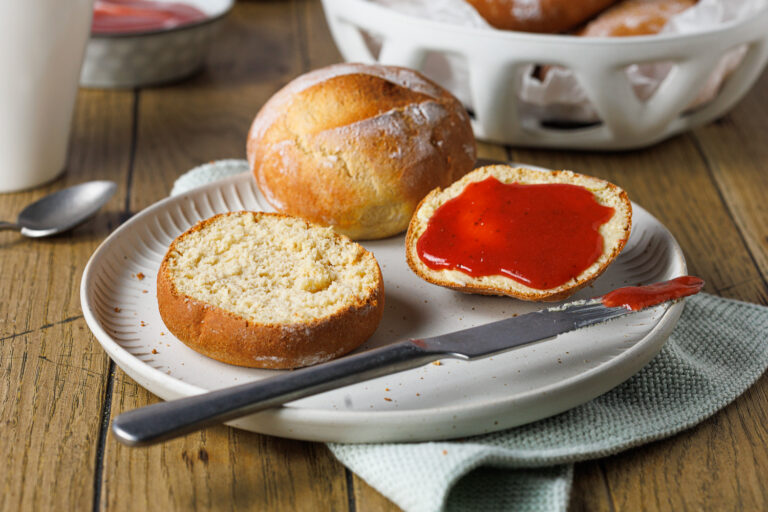 Low Carb Eiweißbrötchen