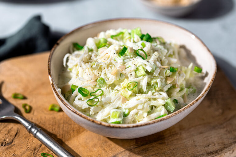 Low Carb Kohlrabi-Rhabarber-Salat