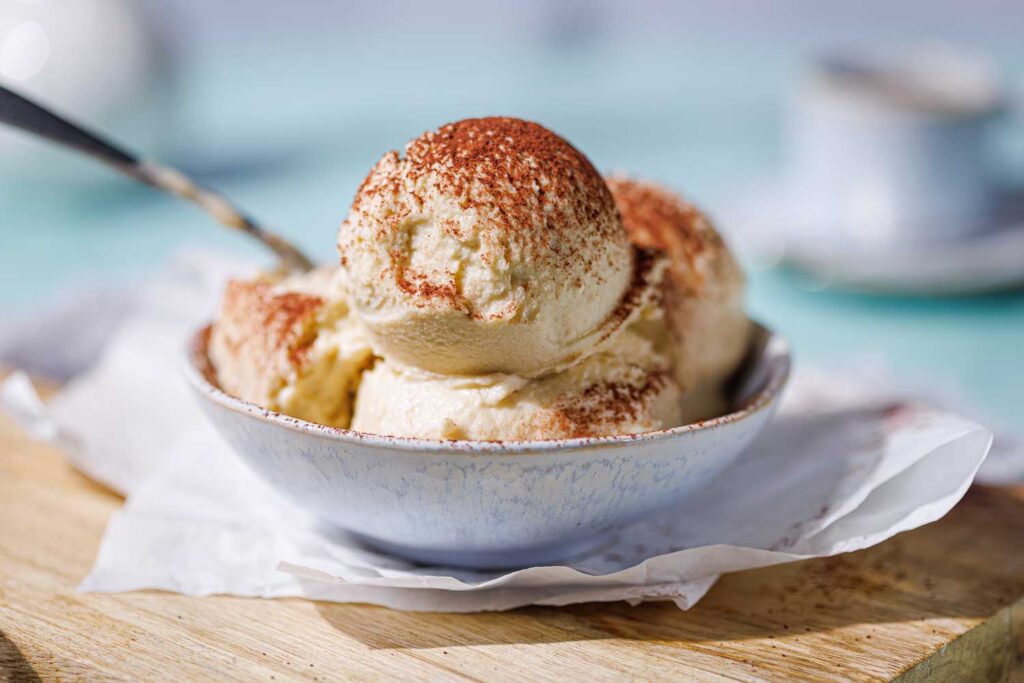 Low Carb Tiramisu-Eis