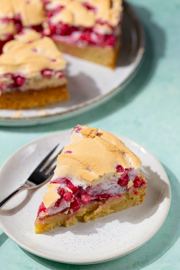 Glutenfreier Johannisbeerkuchen mit Baiser
