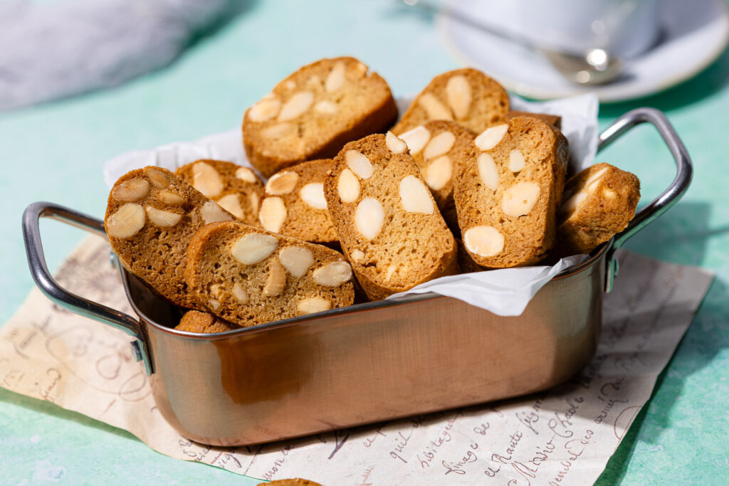 Low Carb Cantuccini
