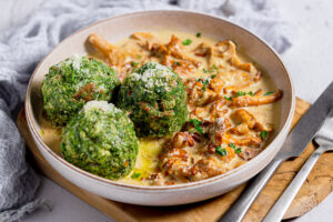 Low Carb Spinatknödel