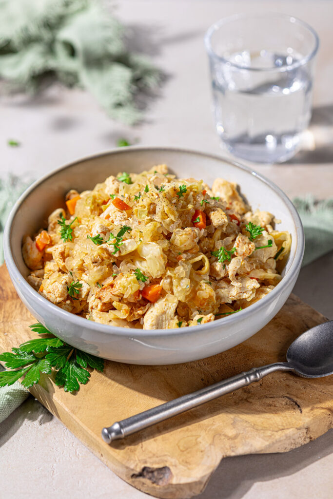 Keto Spitzkohl-Hähnchen-Pfanne