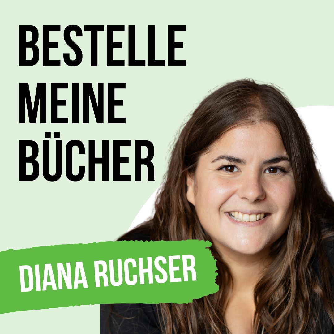 Bergsee bei Dämmerung, Nebel über dem Wasser