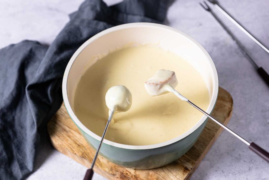 Käsefondue Low Carb