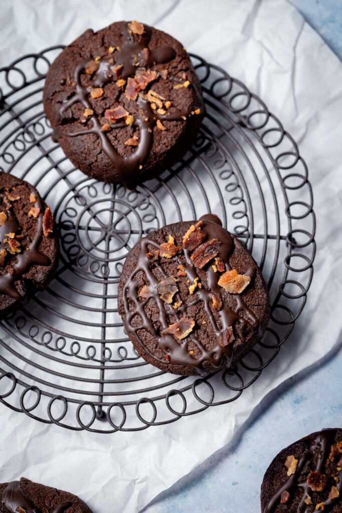 Keto Schoko-Bacon-Cookies