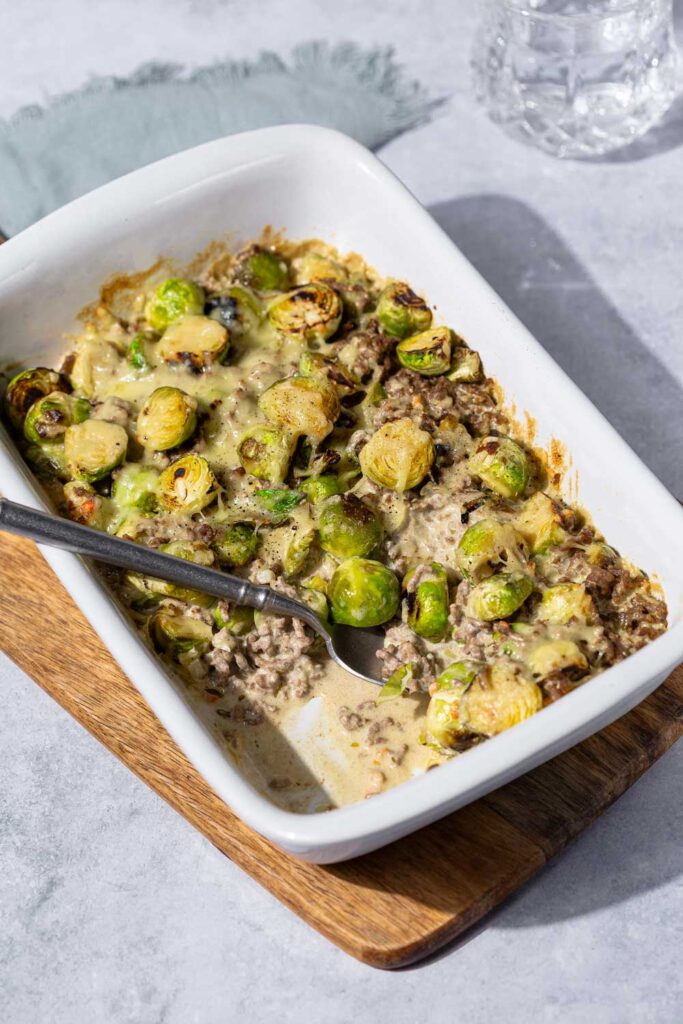 Glutenfreier Rosenkohl-Hack-Auflauf