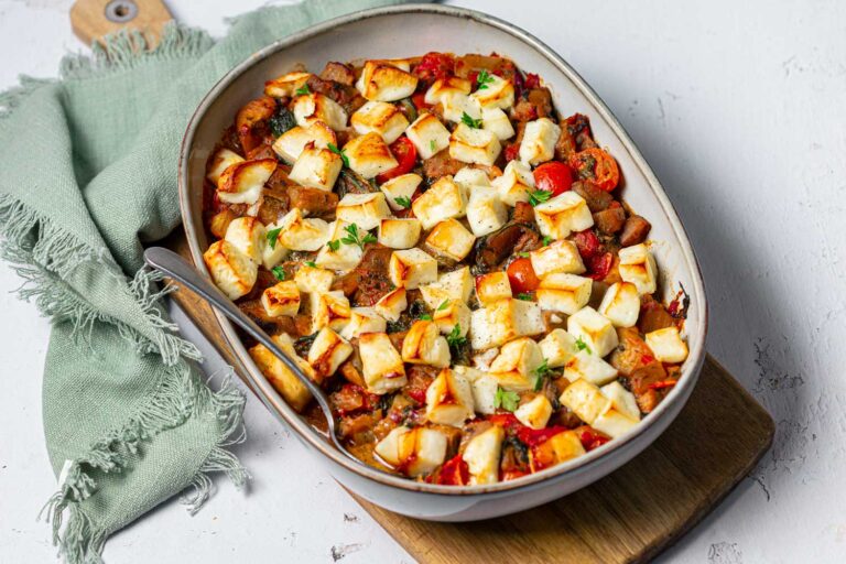 Low Carb Auberginen-Gemüse mit Halloumi