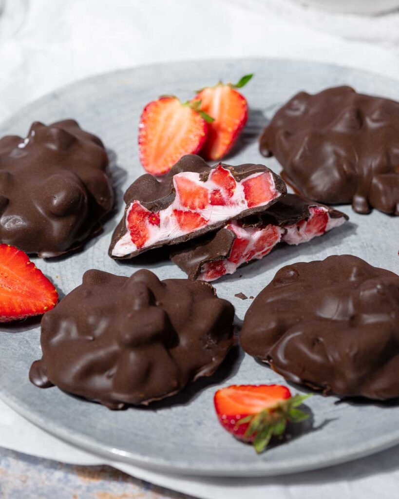 Zuckerfreie Erdbeer Joghurt Bites