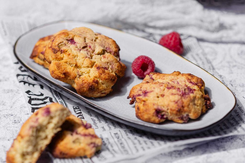 Low Carb Himbeer-Rhabarber-Cookies