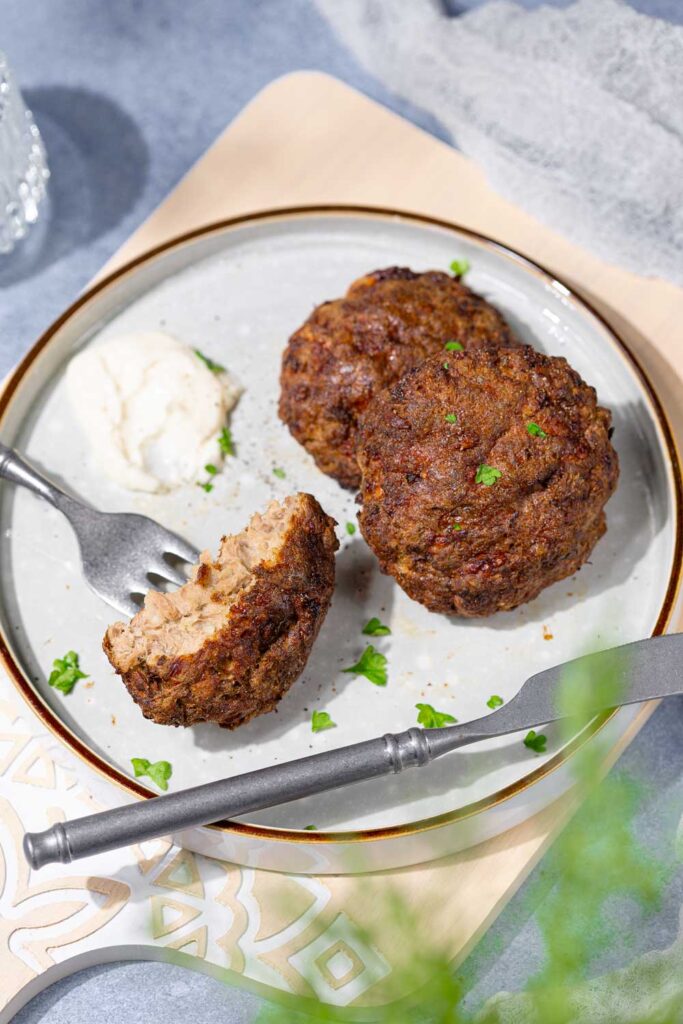 Keto Thunfisch-Frikadellen